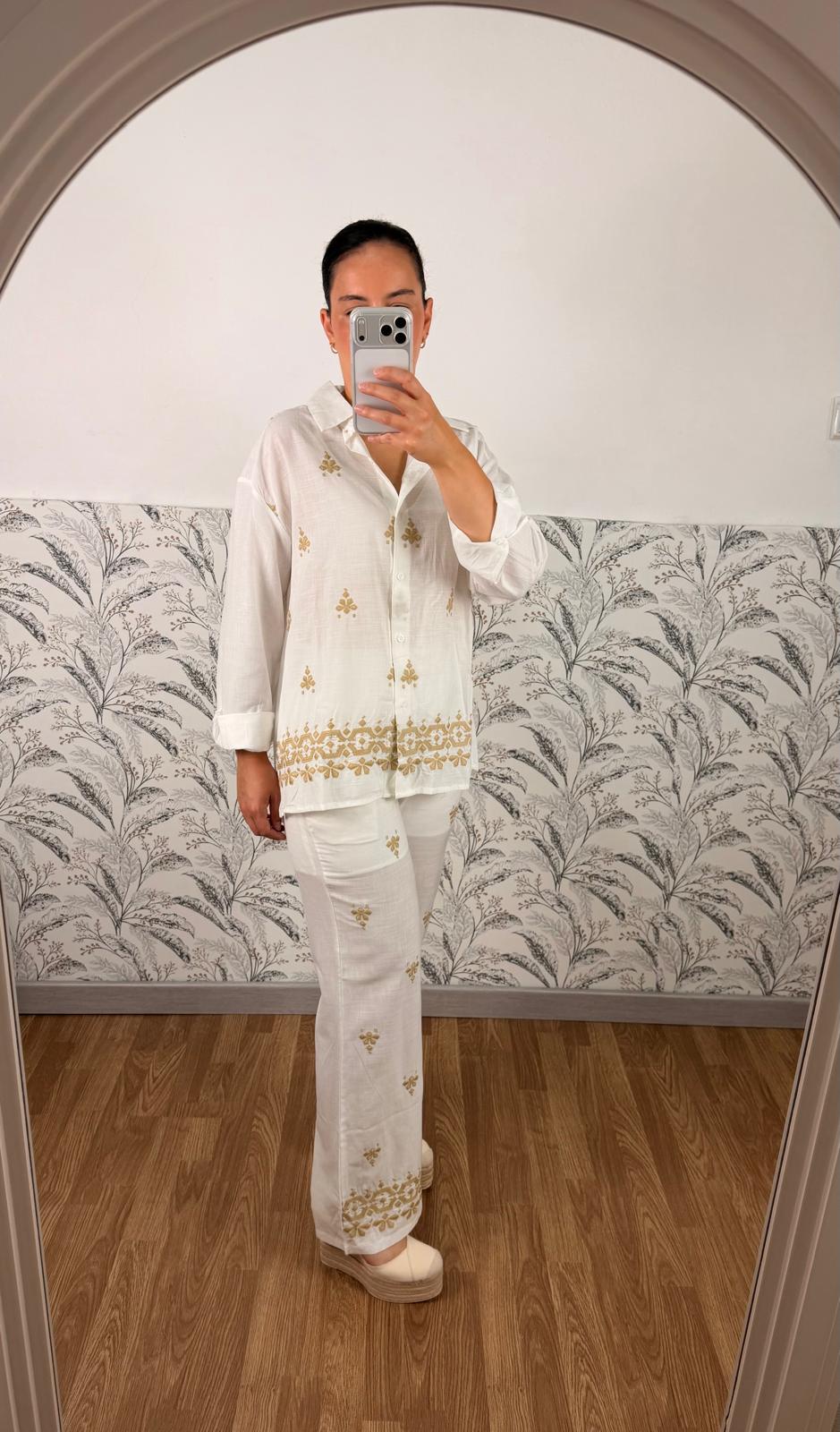 Conjunto elegante
