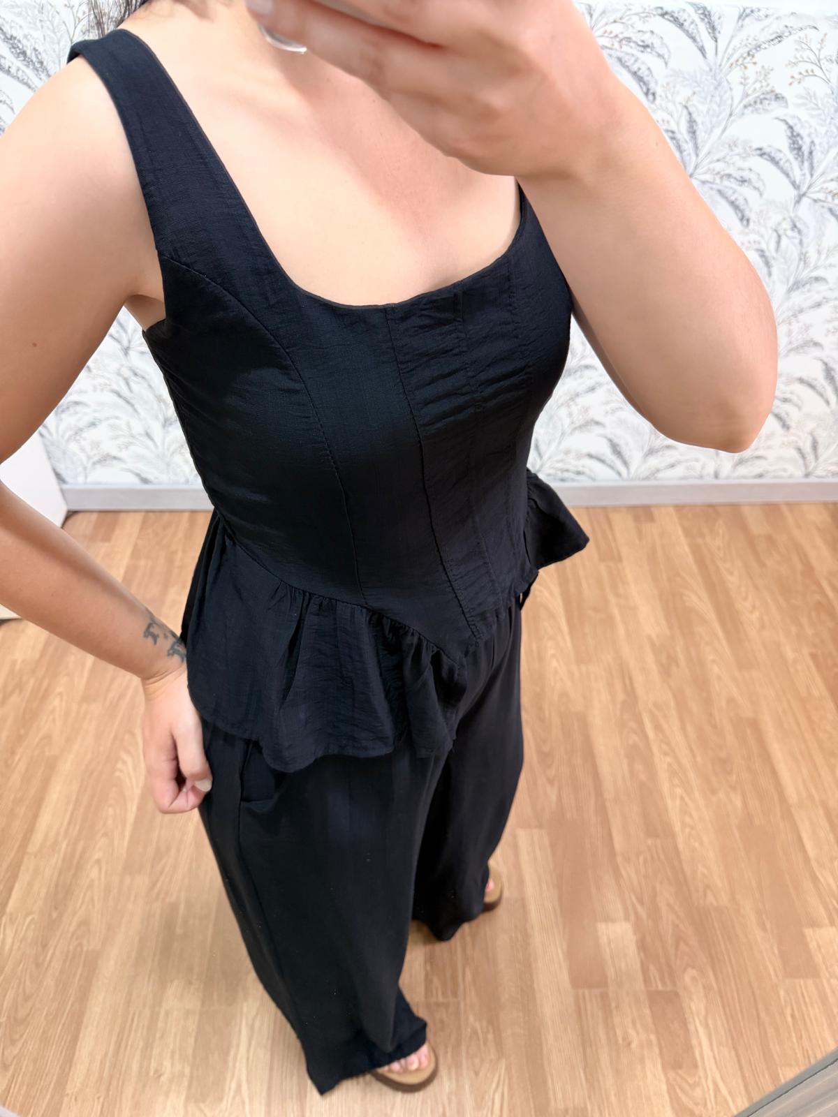 Conjunto minimalista elegante