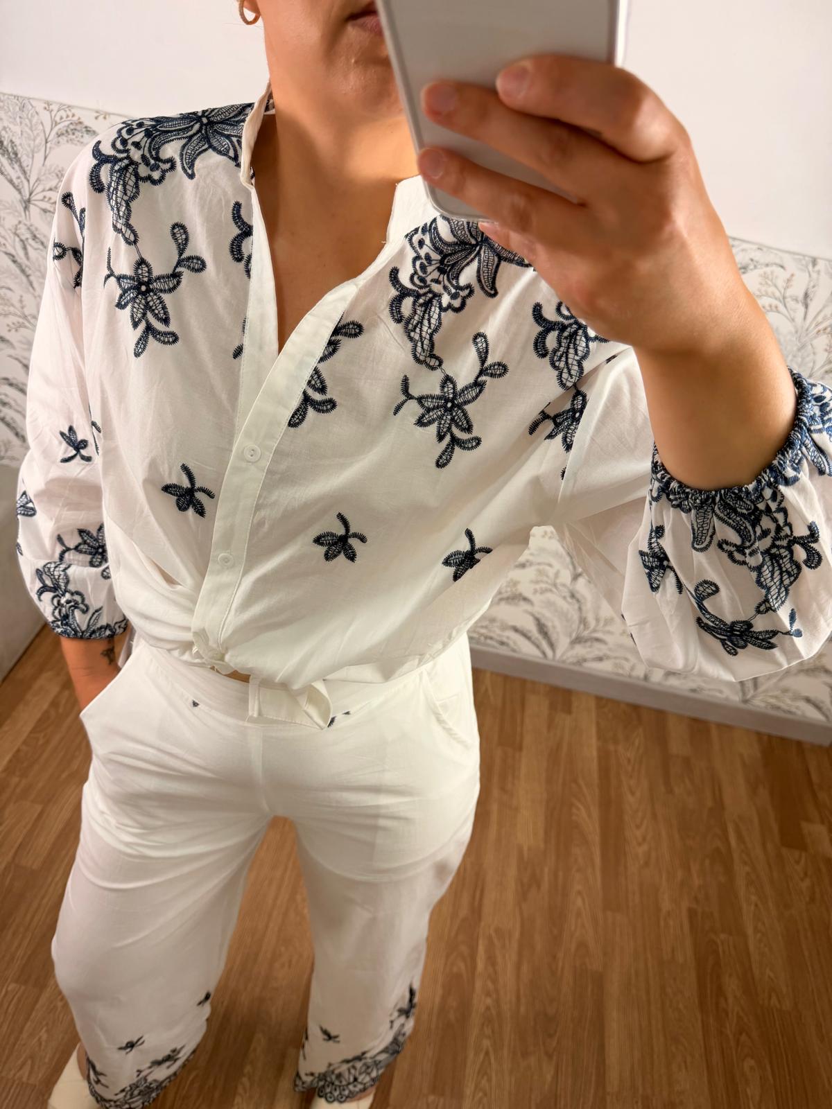 Conjunto Lydia